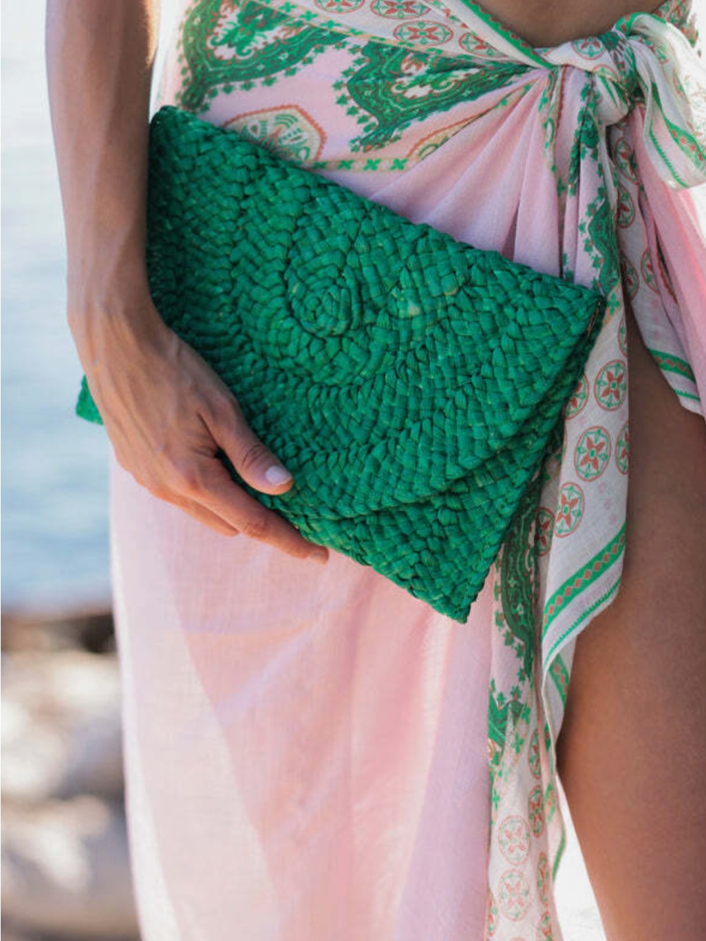 Shiraleah Simonetta Handwoven Kelly Green Straw Clutch Anthro- Women Bags